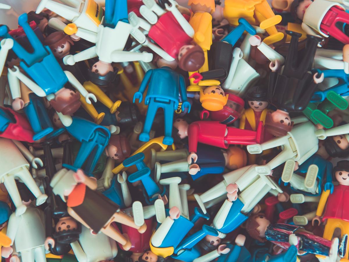 7 Simple chores your preschooler should help&nbsp;with